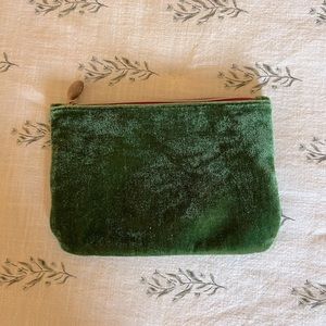 Ipsy November 2021 glam bag